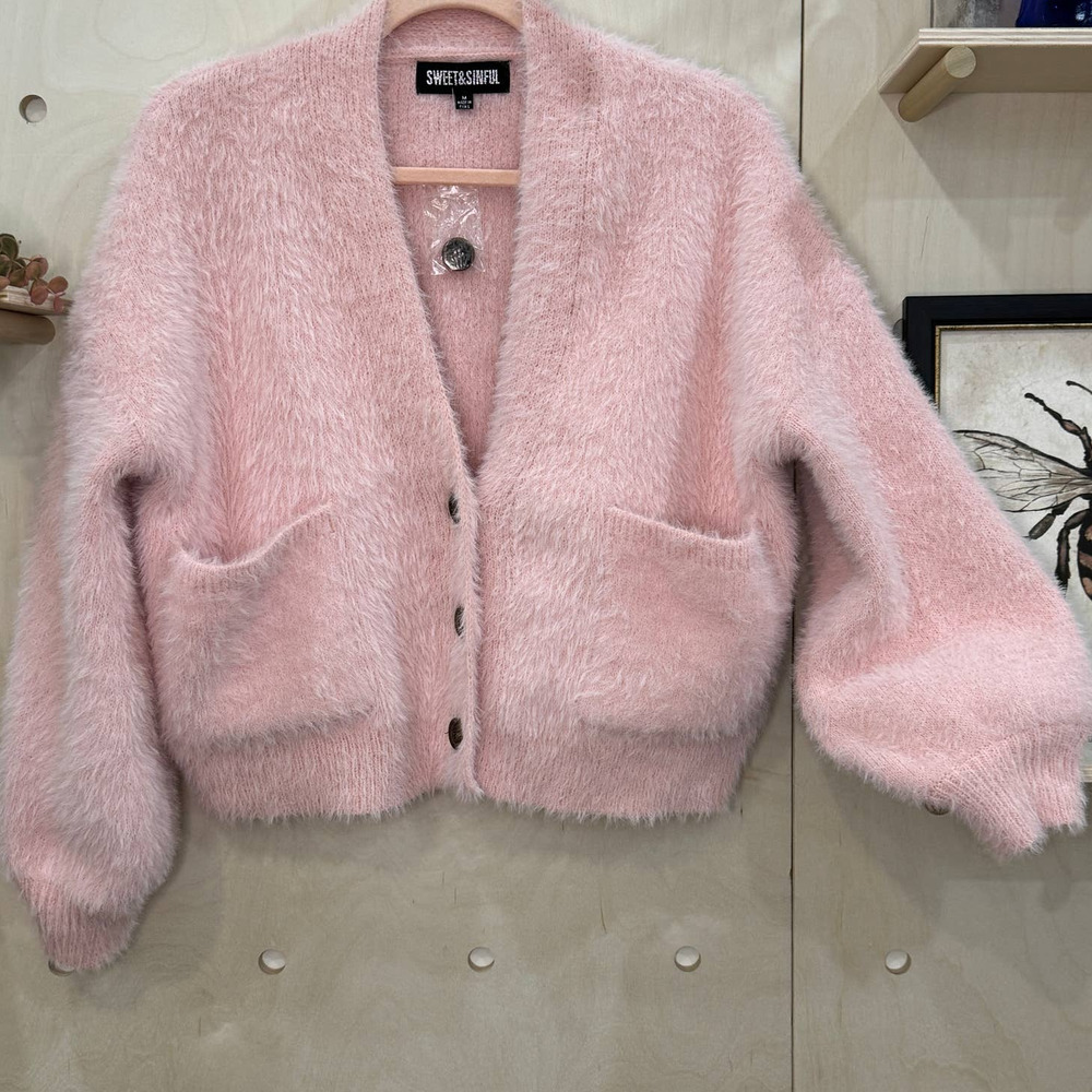 Soft Bunny Cardigan SZ M Pink Fuzzy Ballon Sleeve Sweater. Excellent condition
